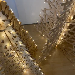 Holz Weihnachtsbaum Tannenbaum Minimalistisch 174 Cm Inkl. Lichterkette 10 Holz Weihnachtsbaum Tannenbaum Minimalistisch 174 Cm Inkl. Lichterkette -Künstliche Weihnachtsbäume das Geschäft 4b4d75b6d20f6a5dbe0ba2ffd1f590d1
