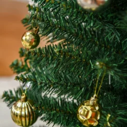 HOMCOM Weihnachtsbaum Tannenbaum Mit Kunststoffständer 390 Spitzen Grün Ø 55 X H180 Cm -Künstliche Weihnachtsbäume das Geschäft 84db73e35828658a4fc76efc93174cca